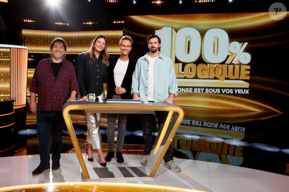 Exclusif - Guy Lecluyse, Camille Cerf, Cyril Féraud, Marc-Antoine Lebret - Enregistrement de l'émission "100% Logique", présentée par C.Féraud et diffusée le 12 octobre sur France 2 © Christophe Clovis / Bestimage 