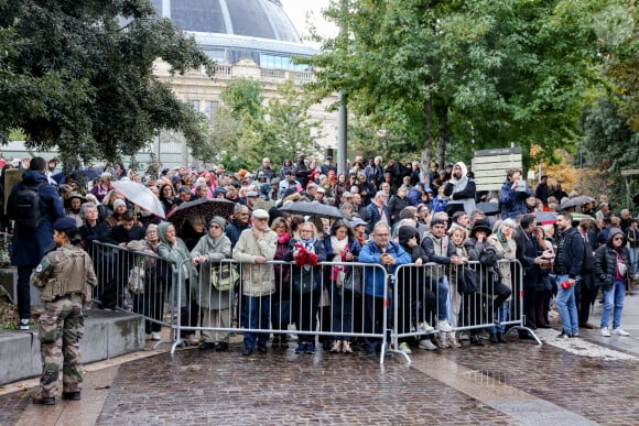 Sortie des Obsèques de Michel Blanc en l'église Saint-Eustache à Paris, le 10 octobre 2024. © Moreau / Jacovides / Bestimage 