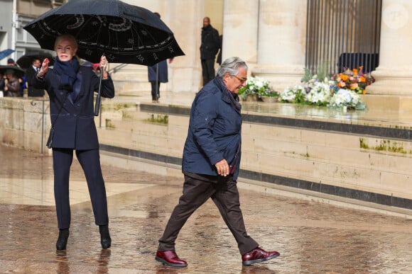 Christian Clavier - Obsèques de Michel Blanc en l'église Saint-Eustache à Paris, le 10 octobre 2024. © Moreau / Jacovides / Bestimage 