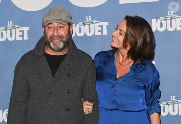 Et son mari Kad Merad le parrain !
Kad Merad et sa compagne Julia Vignali - Avant-première du film "Le Nouveau Jouet" au Grand Rex à Paris le 9 octobre 2022. © Coadic Guirec/Bestimage