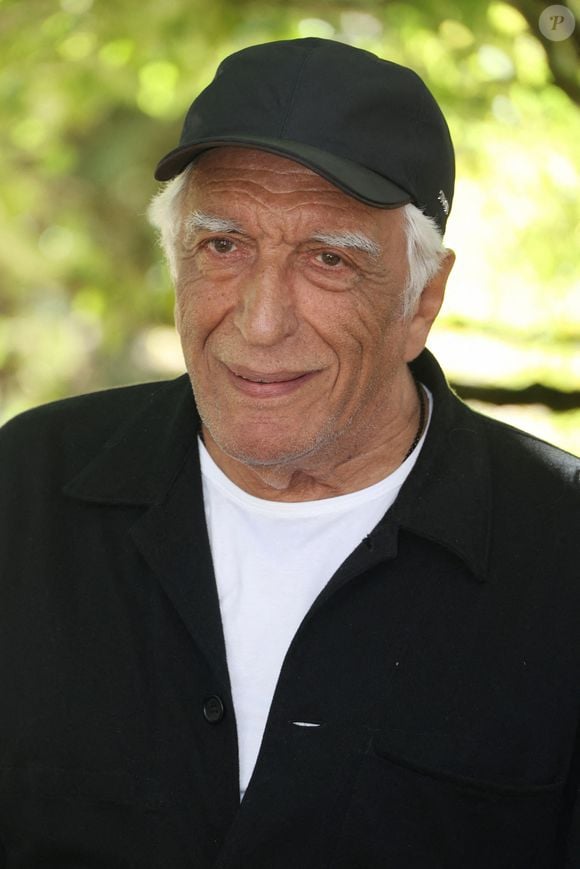 Gérard Darmon assiste au Photocall de A l'Ancienne dans le cadre du 17ème Festival du Film d'Angoulême à Angoulême, le 28 août 2024, France. Photo par Jerome Dominé/ABACAPRESS.COM