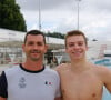 Son entraîneur révèle que Léon Marchand peut demander plus d'1 million par an par contrat...
Nicolas Castel (G), entraîneur et Léon Marchand (D). Léon Marchand, triple médaillé aux championnats du monde de natation 2022 à Budapest (deux médailles d'or - 400m et 200m 4 nages - et une médaille d'argent - 200m papillon -) s'entraîne à la piscine Nakache de Toulouse, le 1er juillet 2022. Photo par Patrick Batard/ABACAPRESS.COM