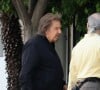 Al Pacino a déjà trois enfants adultes Julie Marie ainsi que des jumeaux Olivia et Anton, nés de ses relations précédentes
EXCLUSIF Beverly Hills, CA - Al Pacino a été vu dehors, marquant sa première apparition publique depuis que des rumeurs ont fait surface selon lesquelles son ex, Noor Alfallah, pourrait sortir avec l'humoriste Bill Maher. Les rumeurs ont été lancées après qu'Alfallah et Maher aient été aperçus quittant le Château Marmont ensemble. Sur la photo : Al Pacino