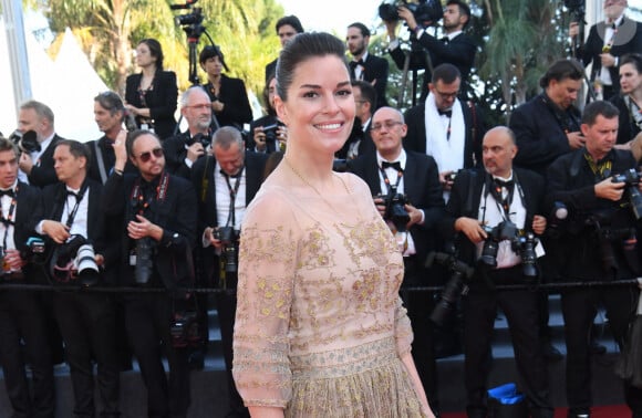 Sophie Tapie - Montée des marches du film "Armageddon Time" lors du 75ème Festival International du Film de Cannes. Le 19 mai 2022 © Rachid Bellak / Bestimage 