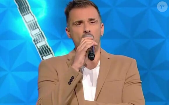 Kaël s'en est pris à la production de "N'oubliez pas les paroles", mais également à Nagui...
Kaël sur le plateau de "N'oubliez pas les paroles"