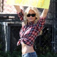 La sexy Cameron Diaz prouve qu'elle a bien les plus belles gambettes d'Hollywood !
