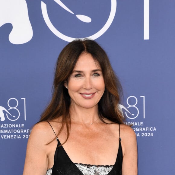 Venice: Venice, 81st Venice International Film Festival, Photocall film â€œFinally'' (Finalement). Pictured: Elsa Zylberstein (Credit Image: © Alberto Terenghi/IPA via ZUMA Press) 