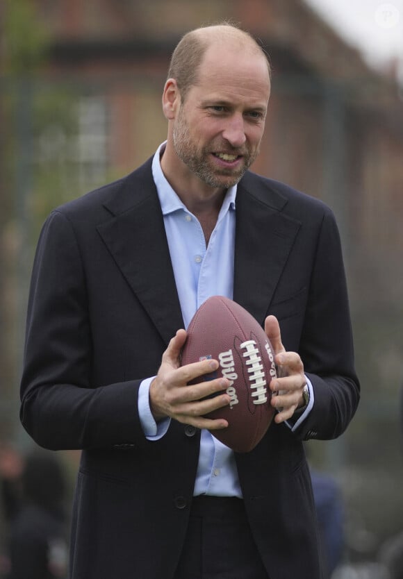 Le prince William, prince de Galles assiste à un événement de la NFL Foundation UK, un format de football américain inclusif et rapide à Kennington Park, Londres le 15 octobre 2024. © Kin Cheung/WPA-Pool via Julien Burton / Bestimage 