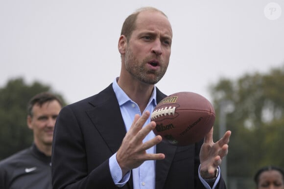 Le prince William, prince de Galles assiste à un événement de la NFL Foundation UK, un format de football américain inclusif et rapide à Kennington Park, Londres le 15 octobre 2024. © Kin Cheung/WPA-Pool via Julien Burton / Bestimage 