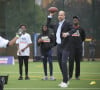 D'ordinaire pour toutes ses apparitions publiques, l'époux de Kate Middleton opte volontiers pour des costumes impeccables accordés à de brillantes chaussures de ville.
Le prince William, prince de Galles assiste à un événement de la NFL Foundation UK, un format de football américain inclusif et rapide à Kennington Park, Londres le 15 octobre 2024. © Kin Cheung/WPA-Pool via Julien Burton / Bestimage 