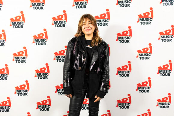 Izia Higelin - Photocall du concert "NRJ Music Tour" à La Seine Musicale à Paris. Le 17 octobre 2022 © Tiziano Da Silva / Bestimage