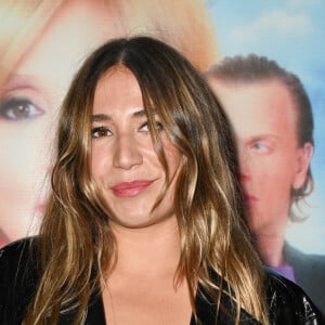 Exclusif - Izïa Higelin - Avant-première française du film "La vengeance au triple galop" au Cinéma Gaumont Champs-Elysées à Paris le 28 septembre 2021. © Coadic Guirec/Bestimage 