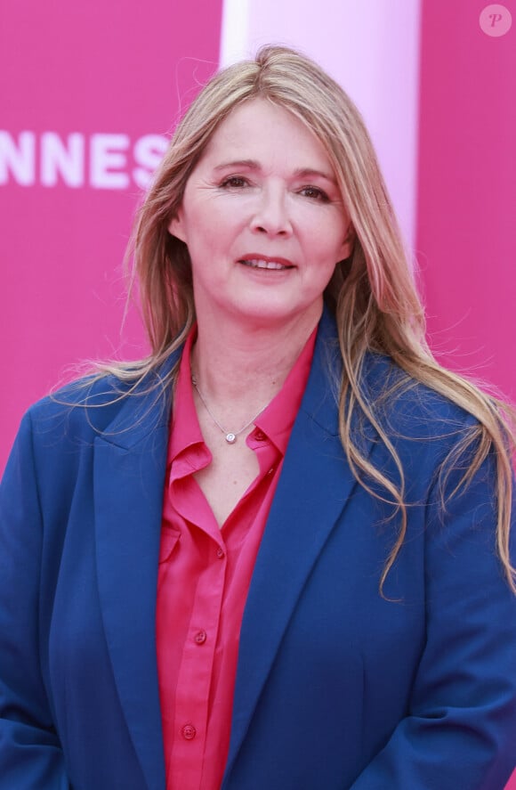 La comédienne s'y est confiée sur ses trente ans de carrière mais elle a aussi livré quelques confidences sur ses enfants June et Marcus.
Hélène Rolles Les mystères de L'amour CANNESERIES 2023 Saison 6 à Cannes, vendredi 14 avril 2023.