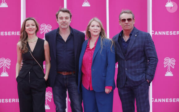 Laure Guibert, Patrick Puydebat, Hélène Rollès et Tom Schacht ( Les mystères de L'amour) - Soirée d'ouverture de CanneSeries Saison 6 au Palais des Festivals de Cannes le 14 Avril 2023. © Denis Guignebourg/Bestimage