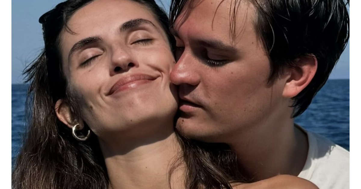 Alain-Fabien Delon officialise avec sa petite-amie Laura : photos de leur  escapade très loin de Douchy - Purepeople