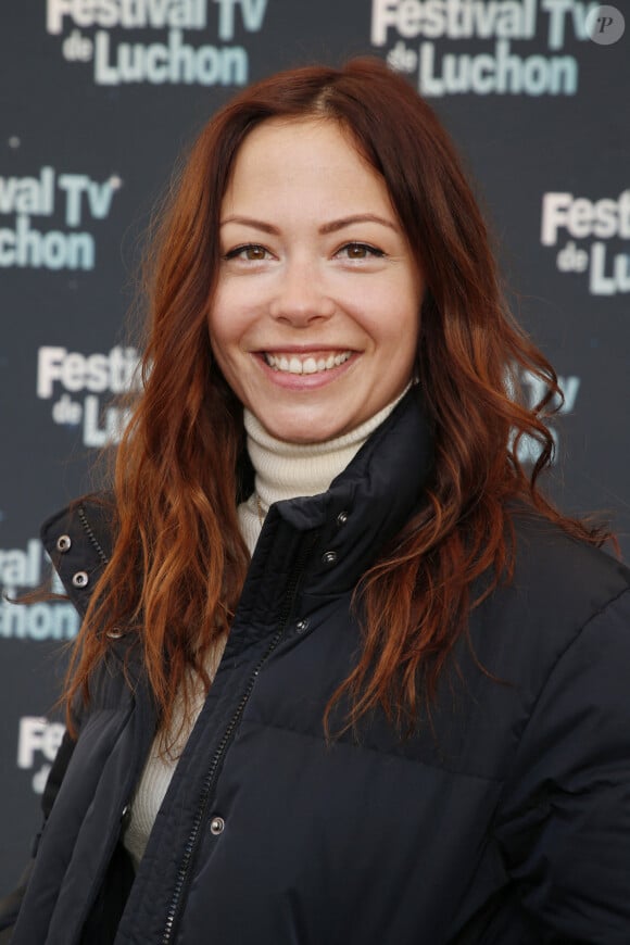 Dounia Coesens pour La doc et le véto - Photocall lors de la 24ème édition du Festival des Créations TV de Luchon. Le 10 février 2022 © Christophe Aubert via Bestimage