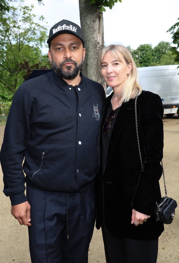 Jean-Rachid ou Rachid Kallouche a produit deux autres films de Grand Corps Malade, "Patients" et "La Vie Scolaire".
Jean-Rachid et Katia Aznavour - Inauguration du Jardin "Charles Aznavour", Avenue des Champs-Elysées à Paris à l'occasion du Centième anniversaire de sa naissance, le 22 mai 2024. © Coadic Guirec/Bestimage