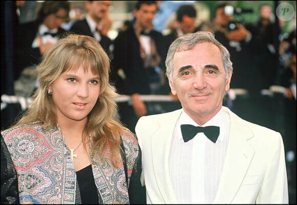 Sa fille Katia ayant dit que le biopic "Monsieur Aznavour" le faisait revivre sur l'écran.
Charles Aznavour et sa fille Katia au Festival de Cannes en 1990