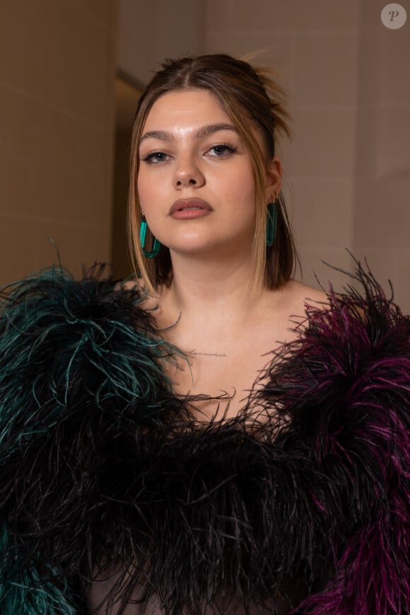 Exclusif - Louane - People au défilé de mode prêt-à-porter automne-hiver 2023/2024 "Germanier" lors de la fashion week de Paris. Le 6 mars 2023 © Jeremy Melloul / Bestimage 