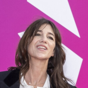 Ben Attal, Yvan Attal, Charlotte Gainsbourg ( présidente du jury) - Première du film "Les choses humaines" lors de la 47éme édition du Festival du Cinéma Américain de Deauville le 11 septembre 2021. © Olivier Borde / Bestimage 