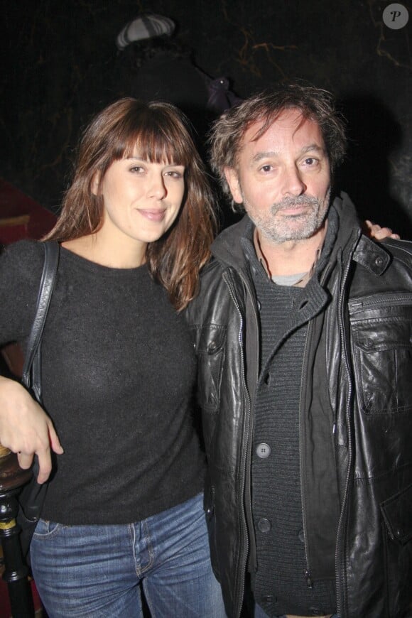 A en croire sa mère 
Serena Reinaldi et Christophe Aleveque posent ensemble à Paris en 2012.