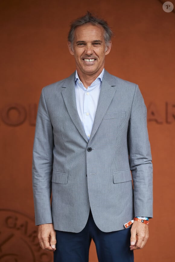 Paul Belmondo - Les célébrités au village lors des Internationaux de France de tennis de Roland Garros 2024 à Paris. Le 5 juin 2024. © Jacovides-Moreau/Bestimage 