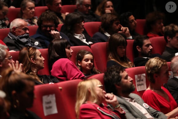 Qui ressemble beaucoup à sa mère Georgina
Rosalie Varda et son frère Mathieu Demy (enfants de Agnès Varda), Melvil Poupaud, sa fille Anna-Livia Poupaud et Georgina Tacou - Hommage à Agnès Varda à la Cinémathèque française avant ses obsèques au cimetière du Montparnasse à Paris le 2 avril 2019. © Cyril Moreau - Dominique Jacovides/Bestimage 