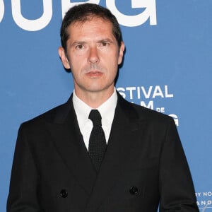 Ils s'étaient mariés avant de finalement divorcer 
Melvil Poupaud - 38ème festival du film de Cabourg le 13 juin 2024. Les Journées romantiques du 38ème Festival du film de Cabourg (Calvados) auront lieu du 12 au 16 juin. © Coadic Guirec/Bestimage 