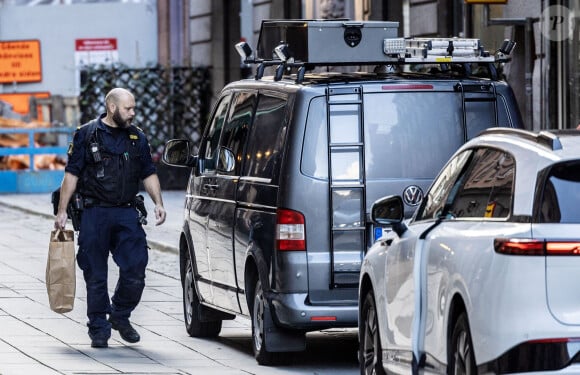 Des techniciens médico-légaux de la police suédoise sont intervenus dans à l'hôtel Bank où le footballeur français Kylian Mbappé et ses amis ont séjourné la semaine dernière à Stockholm, Suède, le 15 octobre 2024. © Andreas Bardell/Aftonbladet/TT/Bestimage 