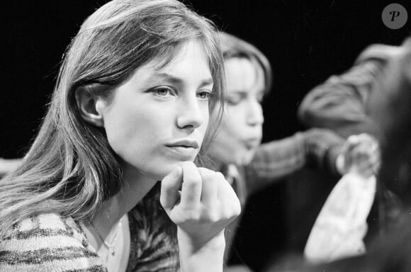 En France, à Paris, Jane Birkin sur le plateau de l'émission "COPAINS D'ABORD". Le 6 mars 1975 © Bernard Leguay via Bestimage