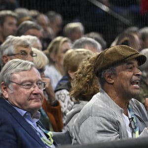 Yannick Noah - France - encourage Ugo Humbert - Célébrités en tribunes au tournoi de tennis ATP Masters 1000 de Paris (Paris Rolex Master ) à l'Accor Arena - Palais Omnisports de Paris-Bercy - à Paris, France, le 1er novembre 2024. © Chryslene Caillaud/Panoramic/Bestimage 