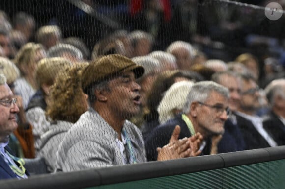 Yannick Noah - France - encourage Ugo Humbert - Célébrités en tribunes au tournoi de tennis ATP Masters 1000 de Paris (Paris Rolex Master ) à l'Accor Arena - Palais Omnisports de Paris-Bercy - à Paris, France, le 1er novembre 2024. © Chryslene Caillaud/Panoramic/Bestimage 