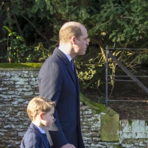 Le prince William, duc de Cambridge, et Catherine (Kate) Middleton, duchesse de Cambridge, la princesse Charlotte de Cambridge et le prince George de Cambridge lors de la messe de Noël en l'église Sainte-Marie-Madeleine à Sandringham au Royaume-Uni, le 25 décembre 2019. 