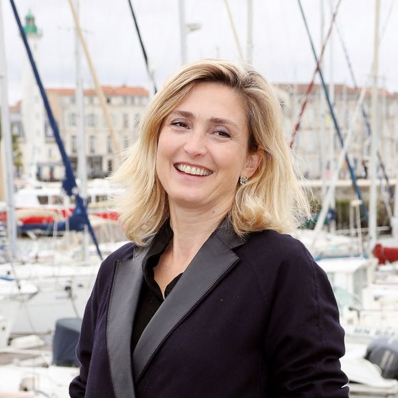 Julie Gayet est pleine de qualités
Julie Gayet - Photocall du téléfilm "Olympe, une femme dans la Révolution" lors de la 26ème Edition du Festival de la Fiction de La Rochelle. © Patrick Bernard / Bestimage