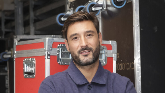 Jérémy Frérot complice avec son fils : Le message crypté de Shy'm titille l'imagination des fans