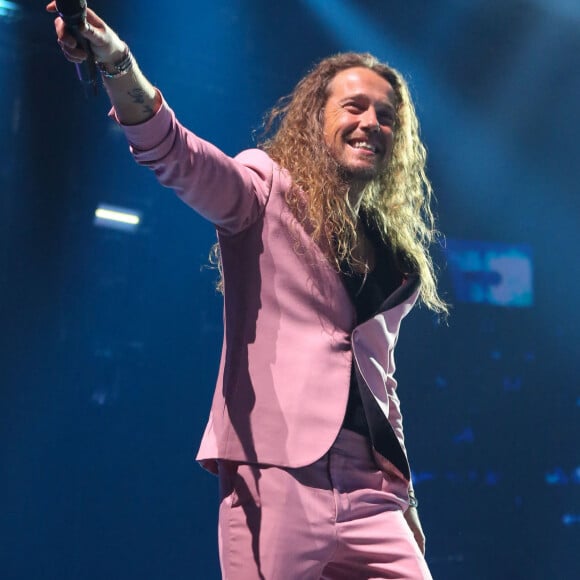 Exclusif - Julien Doré est en concert au Zenith Arena à Lille le 10 décembre 2022. © Stéphane Vansteenkiste / Bestimage