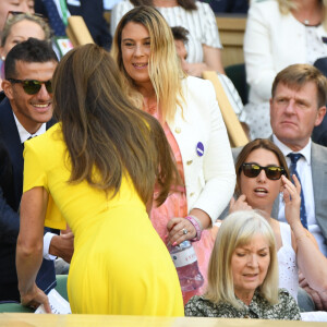 Catherine (Kate) Middleton, duchesse de Cambridge, et Marion Bartoli dans les tribunes lors de la finale dame du tournoi de Wimbledon au All England Lawn Tennis and Croquet Club à Londres, Royaume Uni, le 9 juillet 2022. © Chryslene Caillaud/Panoramic/bestimage