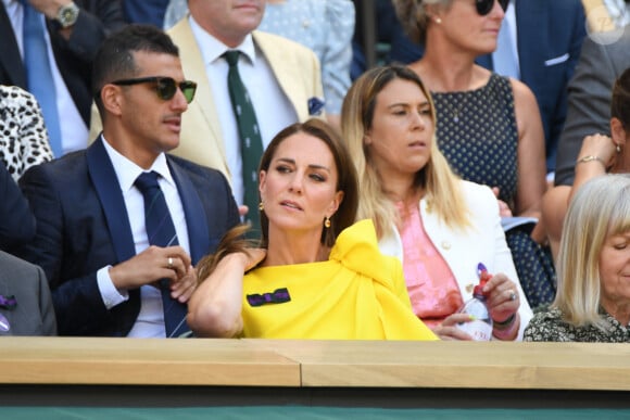 Catherine (Kate) Middleton, duchesse de Cambridge, et Marion Bartoli dans les tribunes lors de la finale dame du tournoi de Wimbledon au All England Lawn Tennis and Croquet Club à Londres, Royaume Uni, le 9 juillet 2022. © Chryslene Caillaud/Panoramic/bestimage