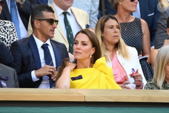 Catherine (Kate) Middleton, duchesse de Cambridge, et Marion Bartoli dans les tribunes lors de la finale dame du tournoi de Wimbledon au All England Lawn Tennis and Croquet Club à Londres, Royaume Uni, le 9 juillet 2022. © Chryslene Caillaud/Panoramic/bestimage