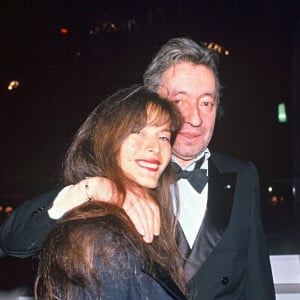 Bambou et Serge Gainsbourg ont vécu une belle histoire d'amour. 
Archives - Serge Gainsbourg et sa compagne Bambou aux Victoires de la musique.