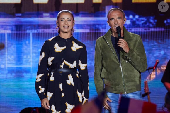 Exclusif - Chimène Badi et Nikos Aliagas - Enregistrement de l'émission "Tous avec les bleus, le concert événement", diffusée en direct sur TF1 le 12 octobre 2023, au Village Rugby, place de la Concorde, à Paris