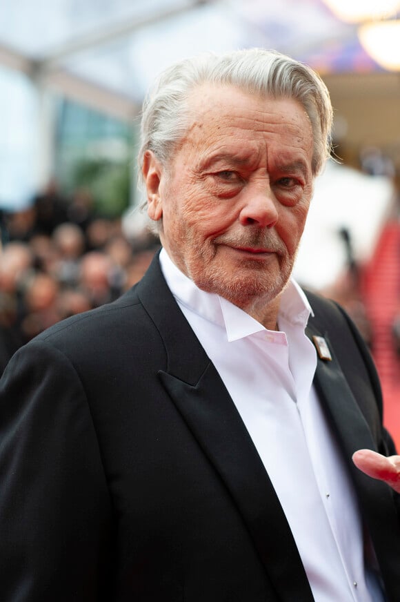 Le clan Delon et Belmondo entretenaient des liens étroits, marqués par des décennies de complicité et de rivalité amicale
Exclusif - Alain Delon - Arrivée des people à la montée des marches du film "A Hidden Life" lors du 72ème Festival International du Film de Cannes, le 19 mai 2019. 