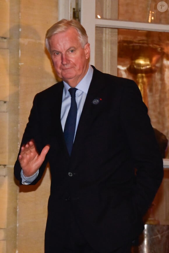 Le premier ministre Michel Barnier accueille Marcel Ciolacu, premier ministre de la Roumanie, pour un dîner d'état à l'hôtel de Matignon à Paris le 4 novembre 2024. © Federico Pestellini / Panoramic / Bestimage 