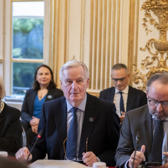 Le premier ministre Michel Barnier réunit l'ensemble du gouvernement pour un séminaire à l'Hôtel de Matignon à Paris le 4 novembre 2024. © Eliot Blondet / Pool / Bestimage 