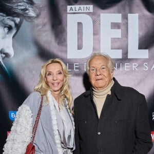 Exclusif - Massimo Gargia et Sylvie Marshall au photocall de la soirée Ciné-concert symphonique "Alain Delon, le dernier Samouraï" au Palais des congrès à Paris le 8 novembre 2024 le jour de son anniversaire. © Jacovides / Moreau / Bestimage 