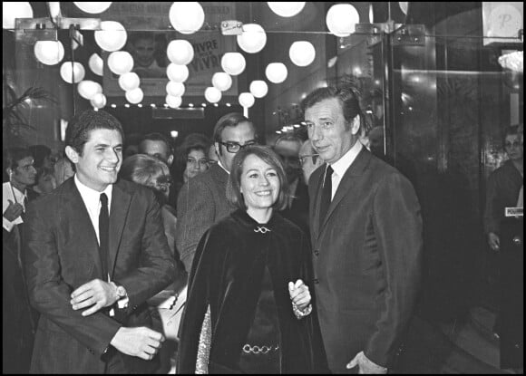 Info - 10ème anniversaire du décès d'Annie Girardot le 28 février - ARCHIVES - CLAUDE LELOUCH , ANNIE GIRARDOT ET YVES MONTAND LORS DE LA 22EME NUIT DU CINEMA AU THEATRE MARIGNY EN 1967  