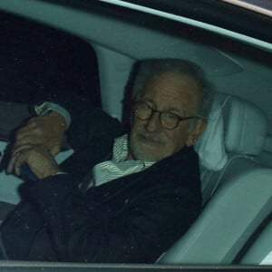 Los Angeles, CA - EXCLUSIF - Steven Spielberg a été aperçu à la sortie de la célébration du 50ème anniversaire de Leonardo DiCaprio à Los Angeles, concluant une nuit de festivités glamour. Sur la photo : Steven Spielberg