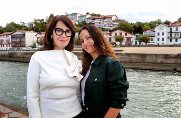 Exclusif - Zabou Breitman, presidente du jury et Anne Charrier - Photocall du jury lors de la 11ème édition du Festival international du film de Saint-Jean-de-Luz le 8 octobre 2024. © Patrick Bernard / Bestimage 