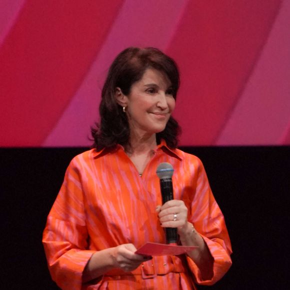 Zabou Breitman lors de la soirée de clôture du festival CanneSeries Saison 6 au Palais des Festivals à Cannes, France, le 19 avril 2023. © Norbert Scanella/Panoramic/Bestimage 