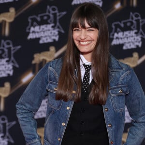 Clara Luciani - Photocall de la 26ème édition des NRJ Music Awards au palais des festivals de Cannes, France, le 1er novembre 2024. © Guignebourg-Bebert/Bestimage 